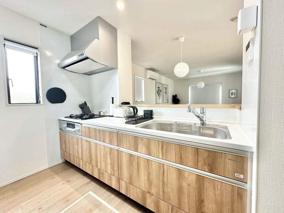House, 4 Bedrooms (JP - Ozu Unit (9)) | Private kitchen | Fridge, microwave, stovetop, dishwasher