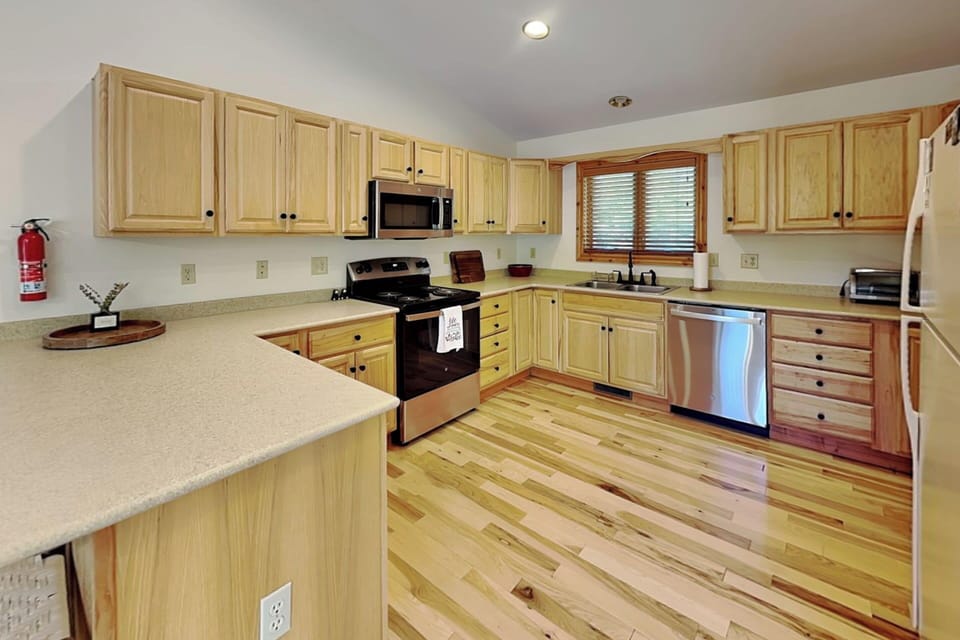 House (4 Bedrooms) | Property amenity