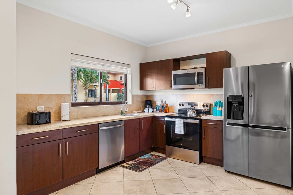 House (3 Bedrooms) | Property amenity