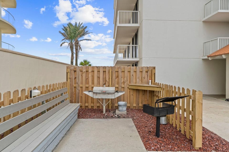 Condo, Multiple Beds (Summer House 1504A) | Terrace/patio