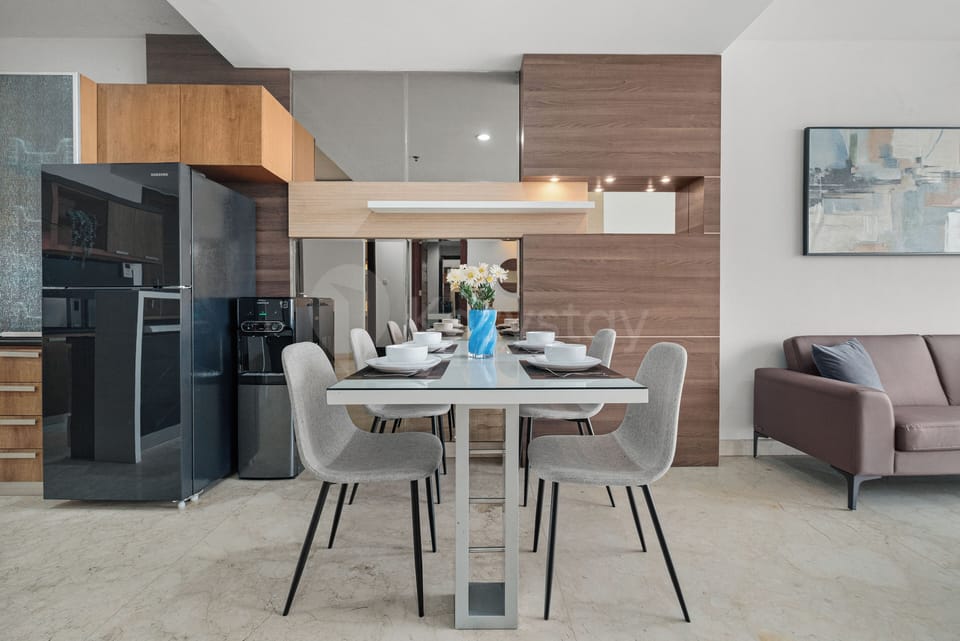 Apartment, 2 Bedrooms, City View | Dining room