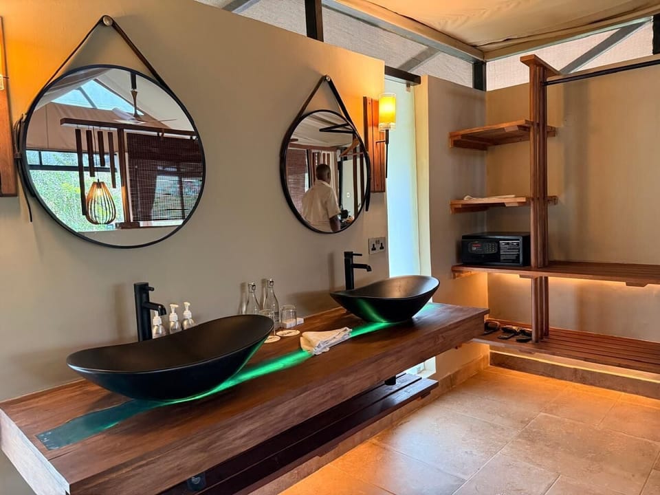 Luxury Suite | Interior