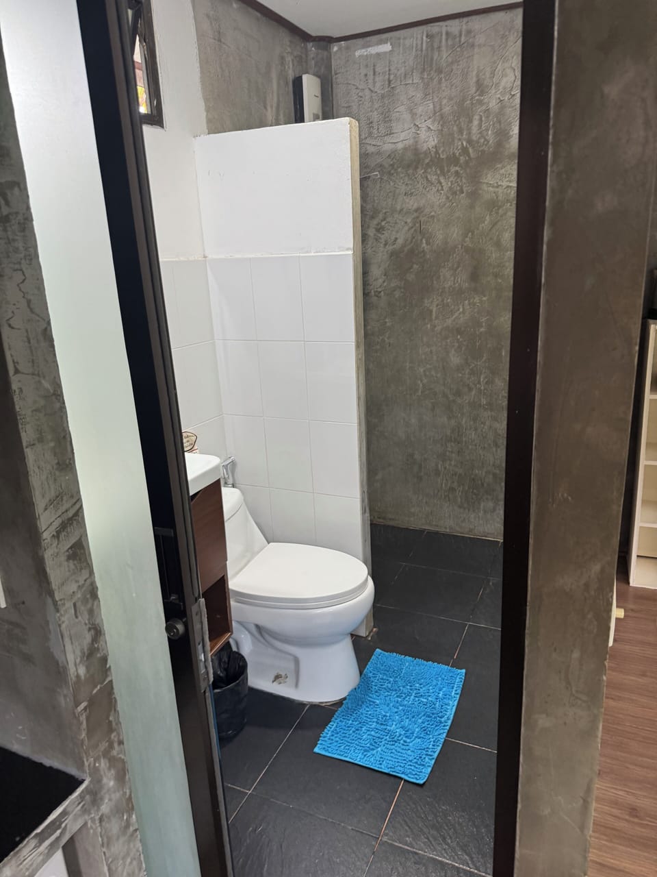 Superior Bungalow, Terrace, Garden View | Bathroom | Hair dryer, towels, soap, shampoo