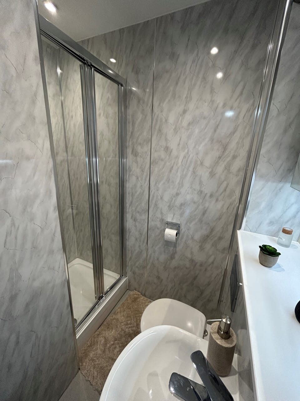 Single Room, Non Smoking | Bathroom