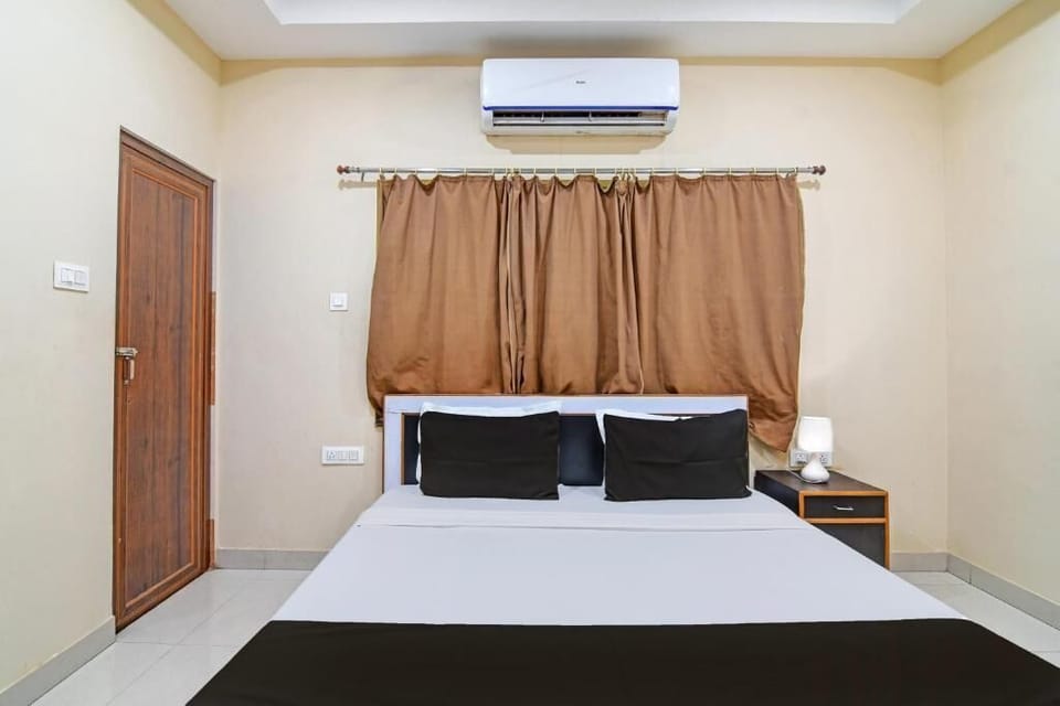 Economy Double Room | Desk, laptop workspace, WiFi (free)