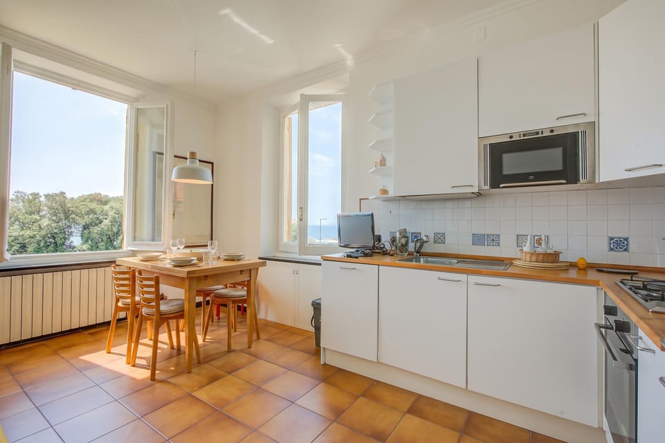 Standard Apartment, 2 Bedrooms, Microwave (Respiro Di Mare Cavi Di Lavagna) | Private kitchen