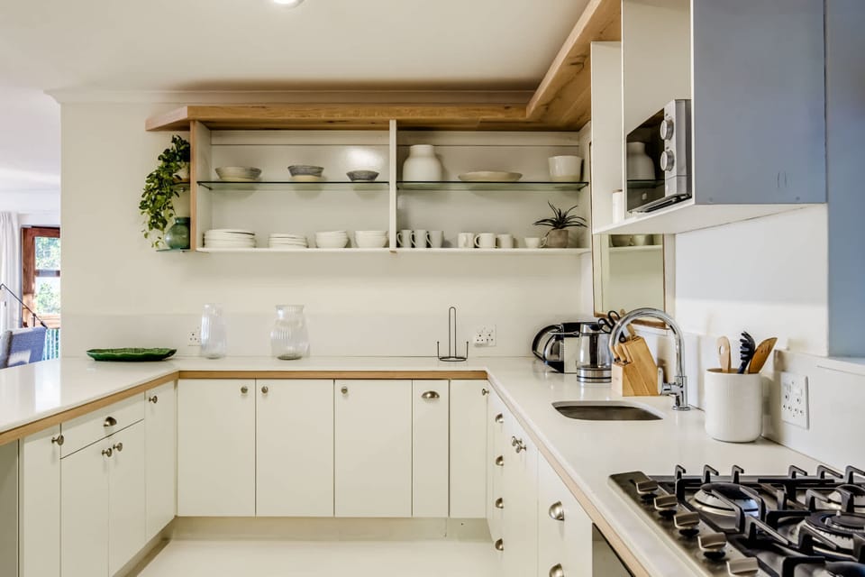 House | 4 bedrooms, high-speed internet