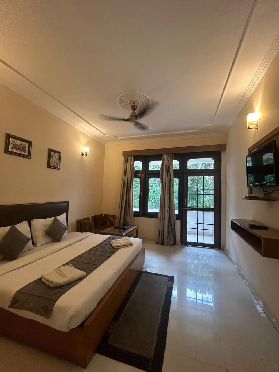 Premium Room, Garden View | WiFi (free)
