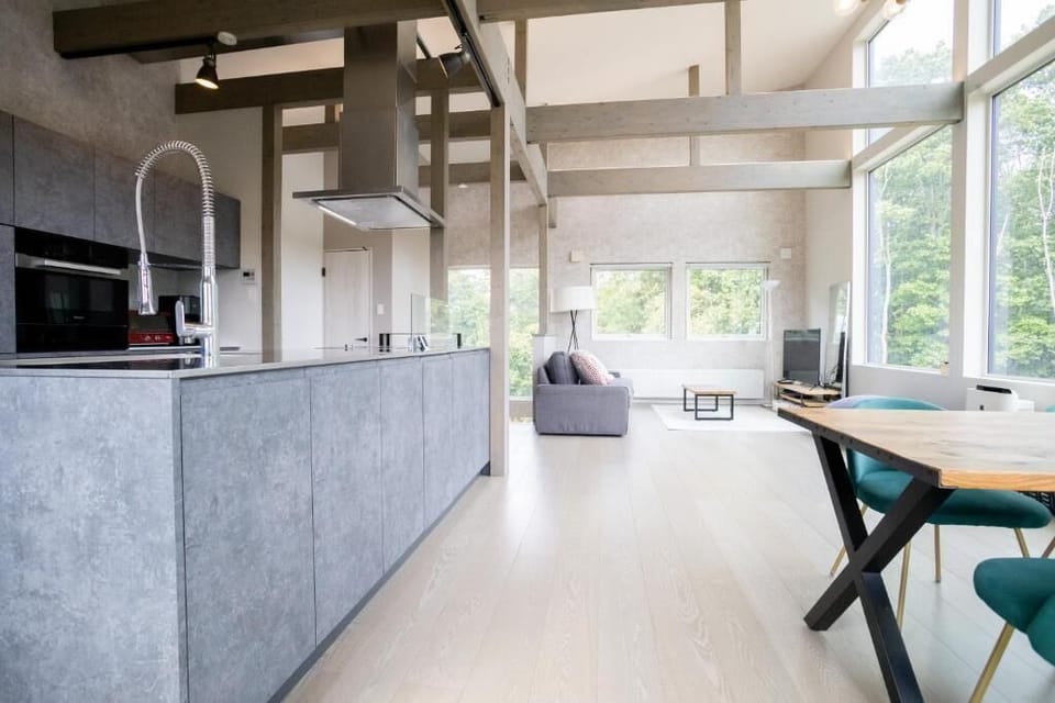 Basic House, 2 Bedrooms, Mountain View | Private kitchen