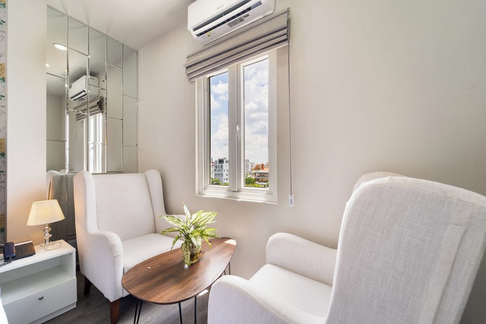 Deluxe Double Room, City View | Desk, iron/ironing board, WiFi (free), bed sheets