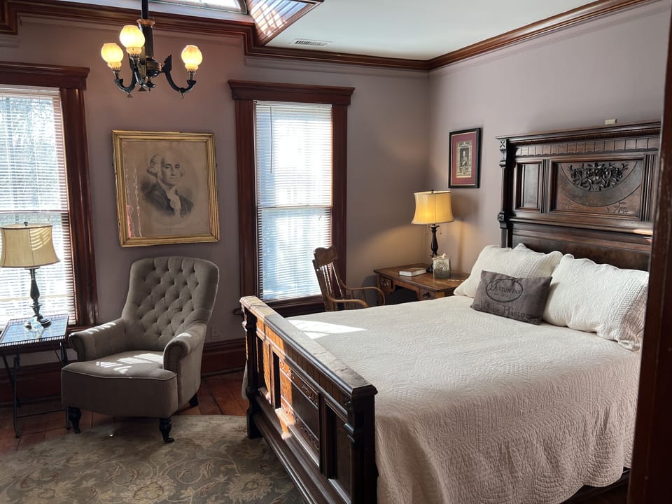 Standard Room, 1 Double Bed (Pearl 5; 2nd floor-stairs only) | Iron/ironing board, bed sheets