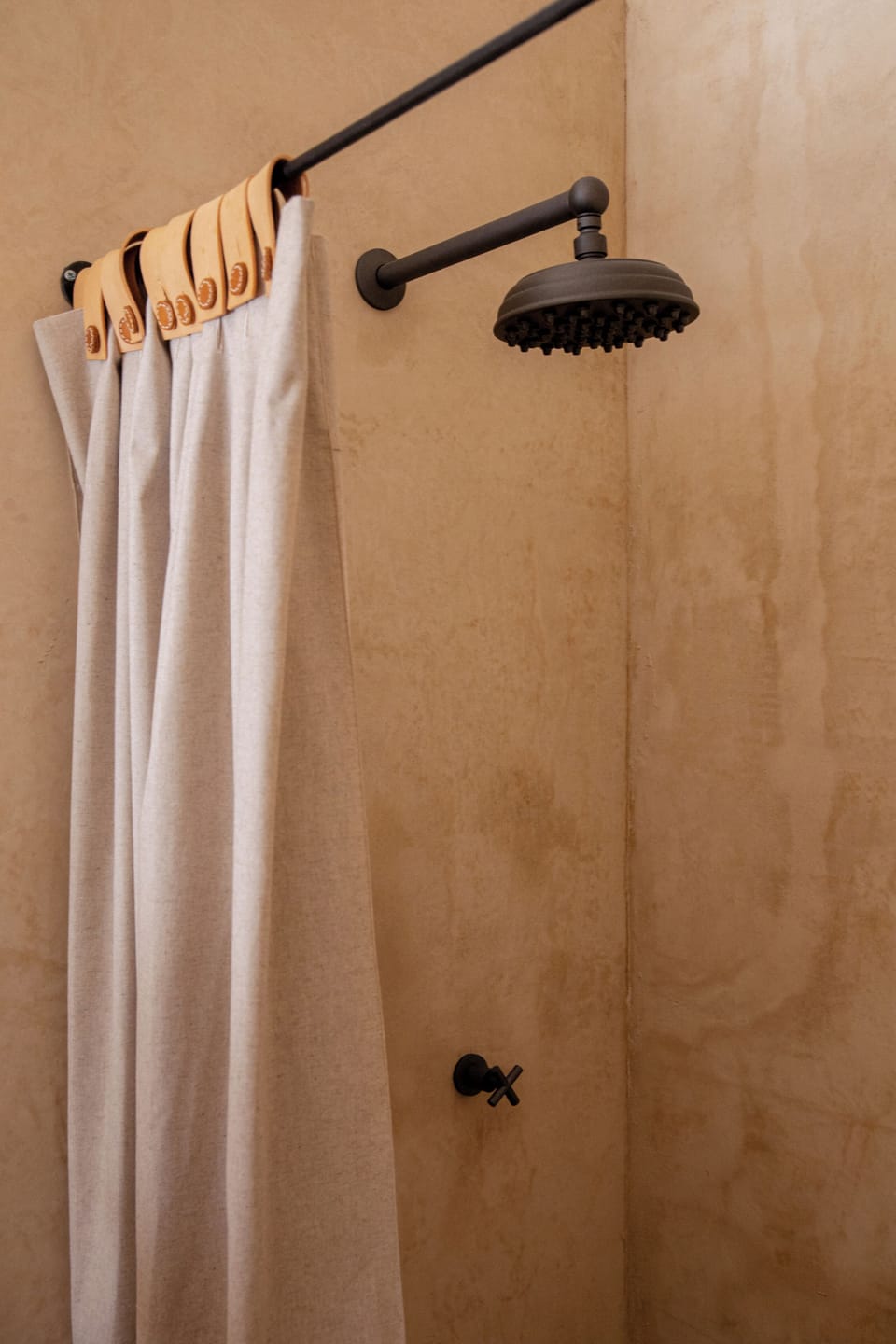 Junior Suite | Bathroom | Hair dryer, soap, shampoo, toilet paper
