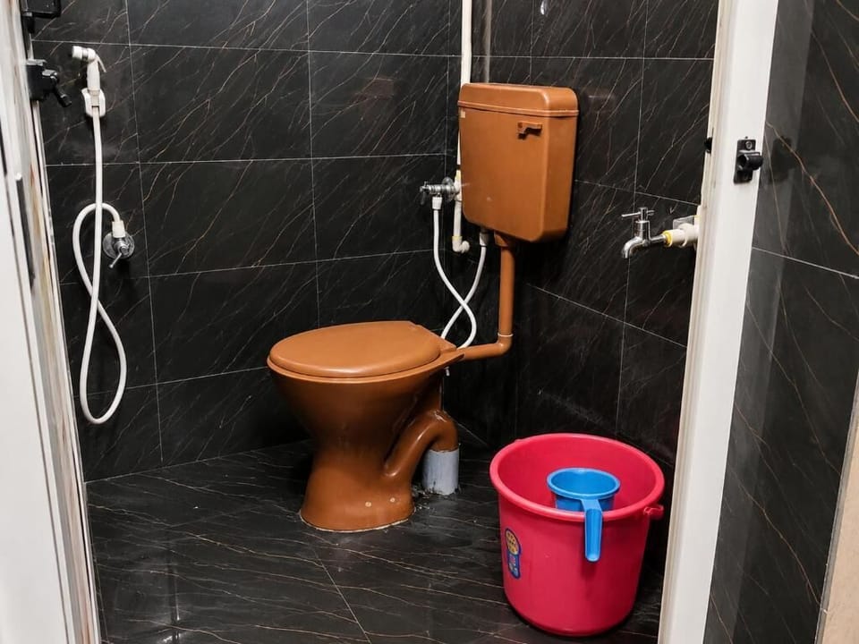 Double Room, 2 Double Beds | Bathroom