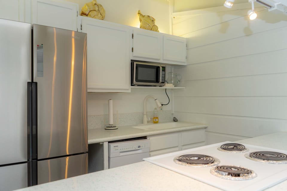 House, 5 Bedrooms | Private kitchen | Coffee/tea maker, fridge, oven, toaster