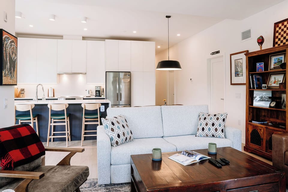 Condo, Mountain View | Living area
