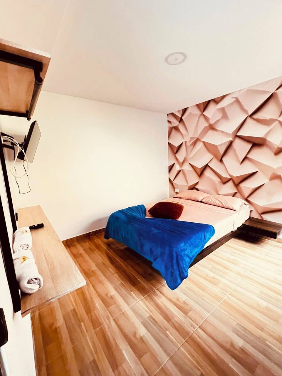 Classic Room, Garden View | Desk, WiFi (free)