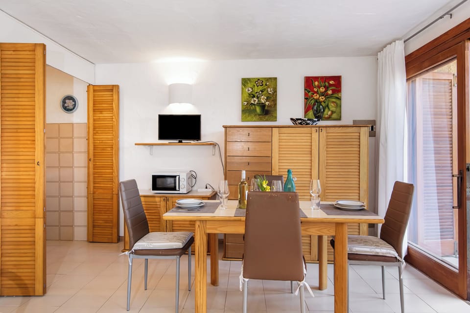 Standard Apartment, 1 Bedroom, Microwave (Da Marta 10 Passi Dal Mare) | Dining