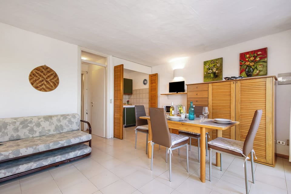 Standard Apartment, 1 Bedroom, Microwave (Da Marta 10 Passi Dal Mare) | Dining