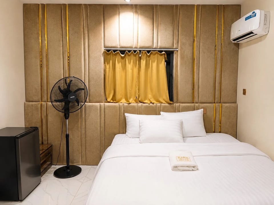 Family Room, Balcony, City View | Desk, laptop workspace, soundproofing, WiFi (free)