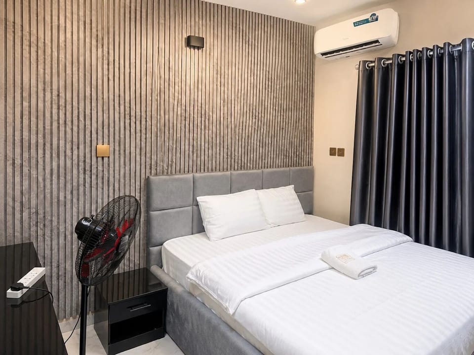 Family Room, Balcony, City View | Desk, laptop workspace, soundproofing, WiFi (free)