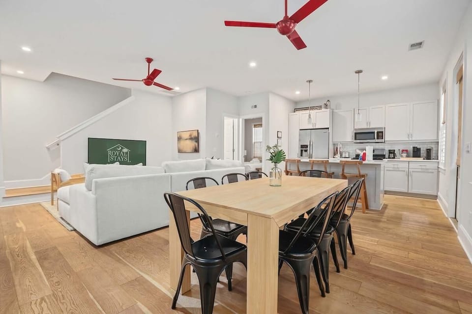 House, Multiple Beds (Twin Palms Beach Old Village) | Dining