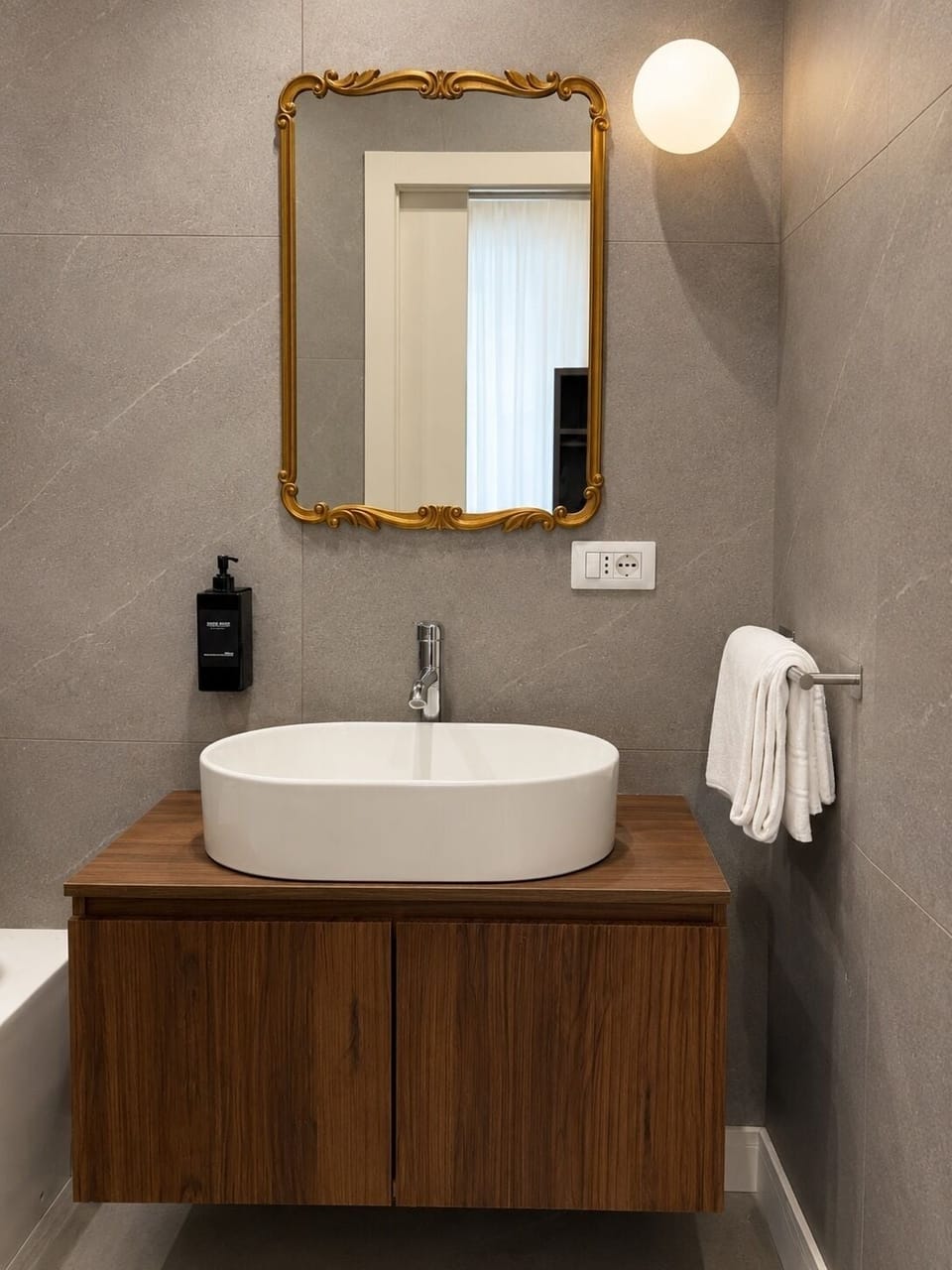 Shower, free toiletries, hair dryer, slippers