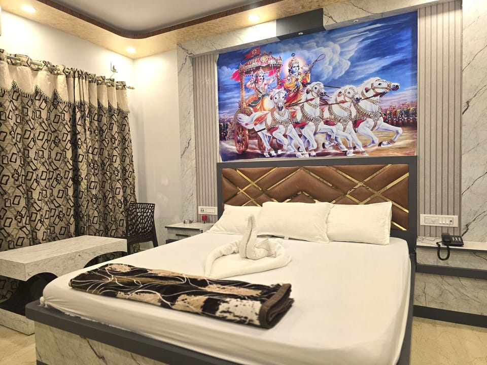 Deluxe Double Room, City View