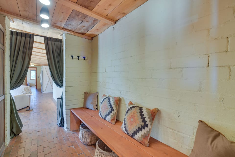 Cottage (2 Bedrooms) | Interior