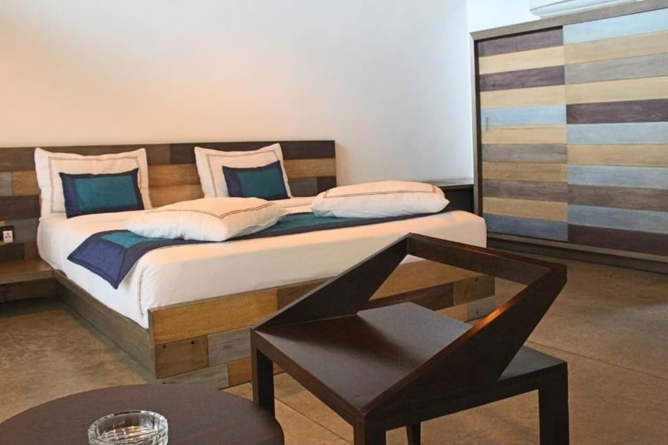 In-room safe, desk, iron/ironing board, WiFi (free)