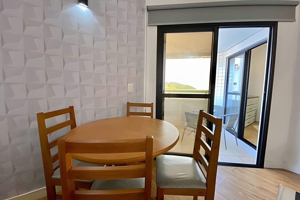 Apartment | Dining