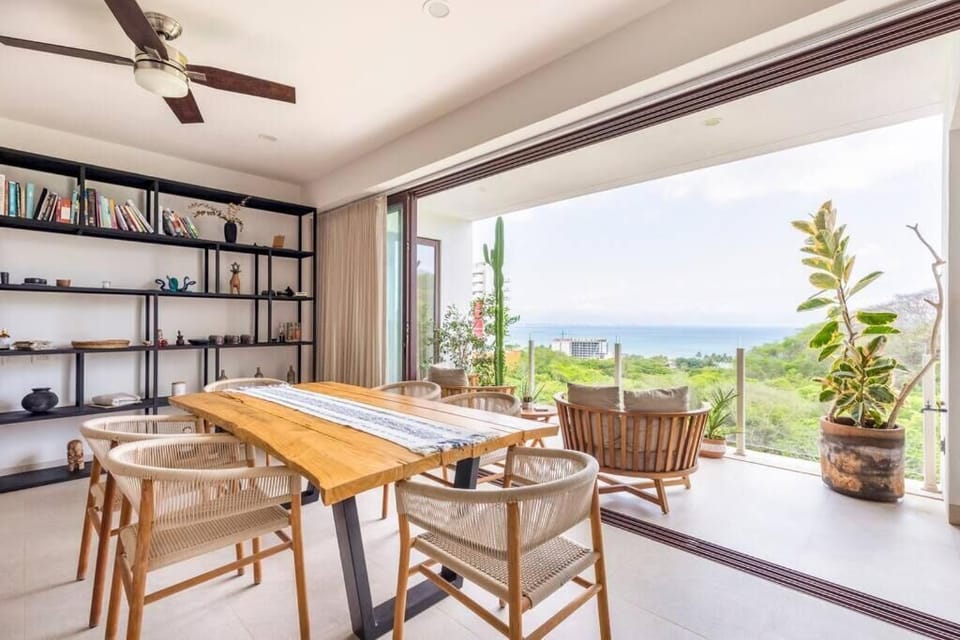 Apartment, Balcony, Mountain View | Dining