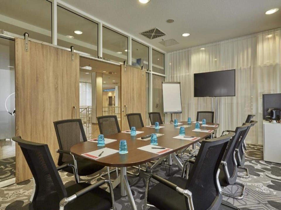 House | Meeting facility