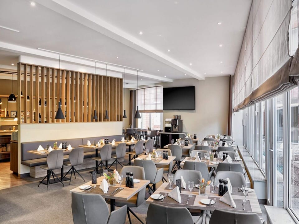 House | Dining