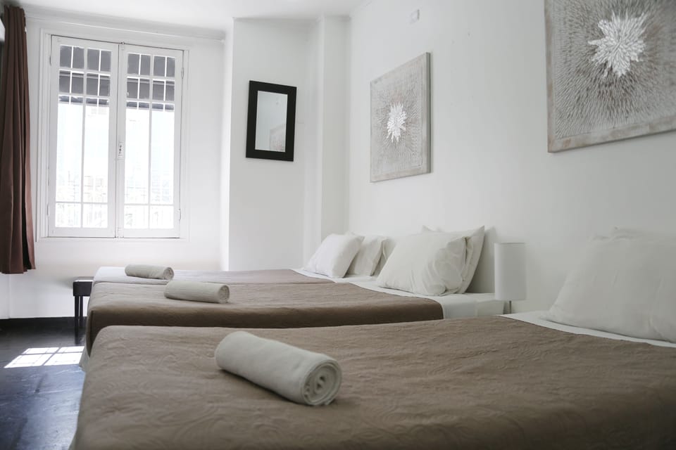 Classic Triple Room, 1 Bedroom | WiFi (free), bed sheets