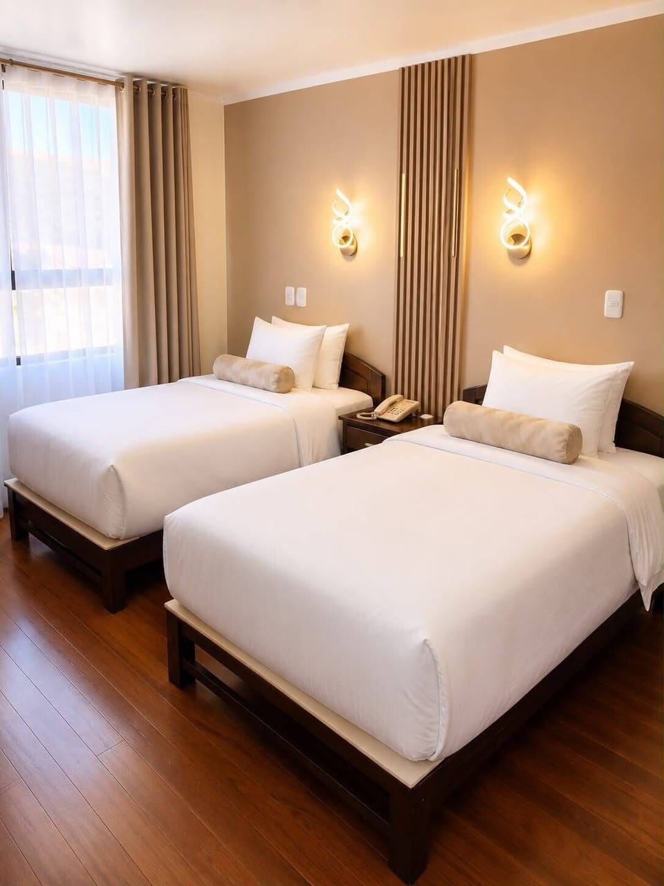 Basic Twin Room | In-room safe, WiFi (free), bed sheets