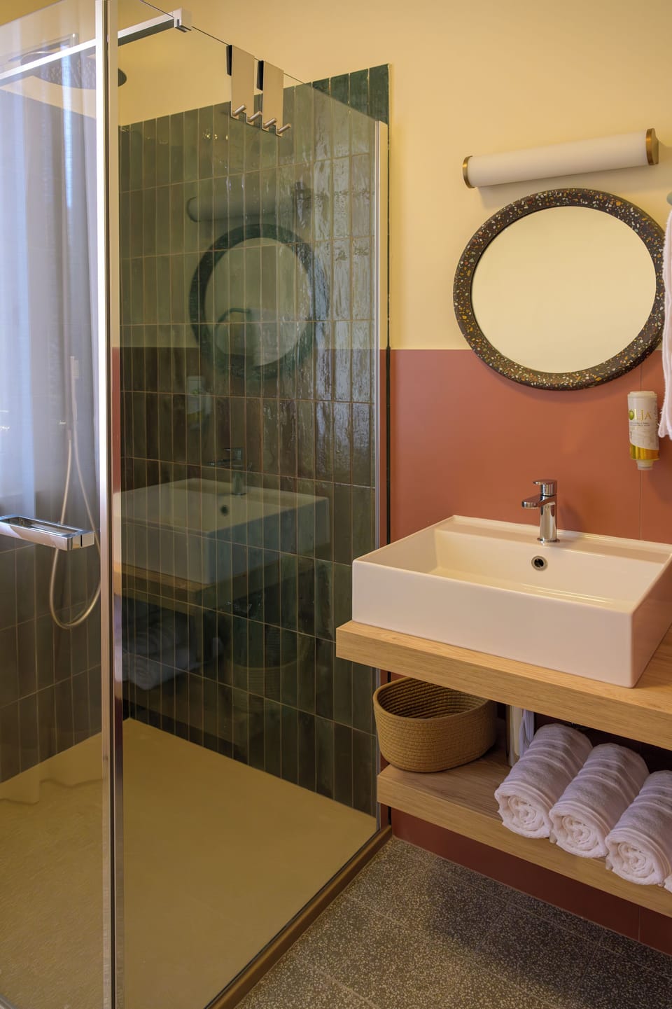 Luxury Triple Room, City View | Bathroom | Shower, eco-friendly toiletries, hair dryer, towels