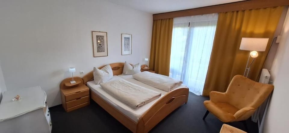Comfort Double Room, Balcony, Garden View