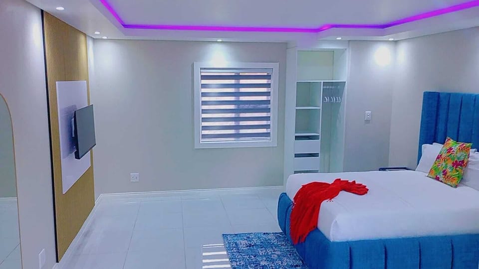 Deluxe Double Room Single Use, Garden View | Iron/ironing board (on request), WiFi (free)