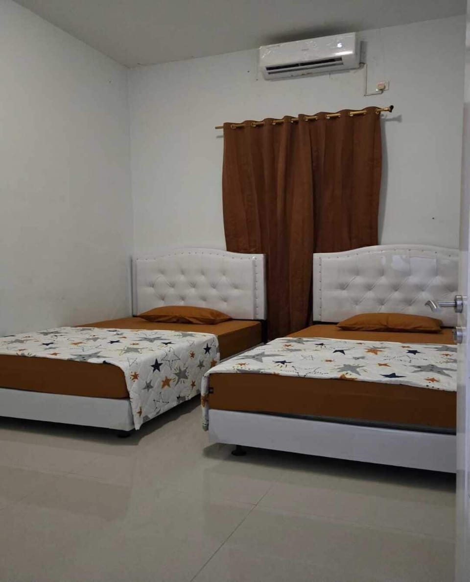 Basic Double or Twin Room