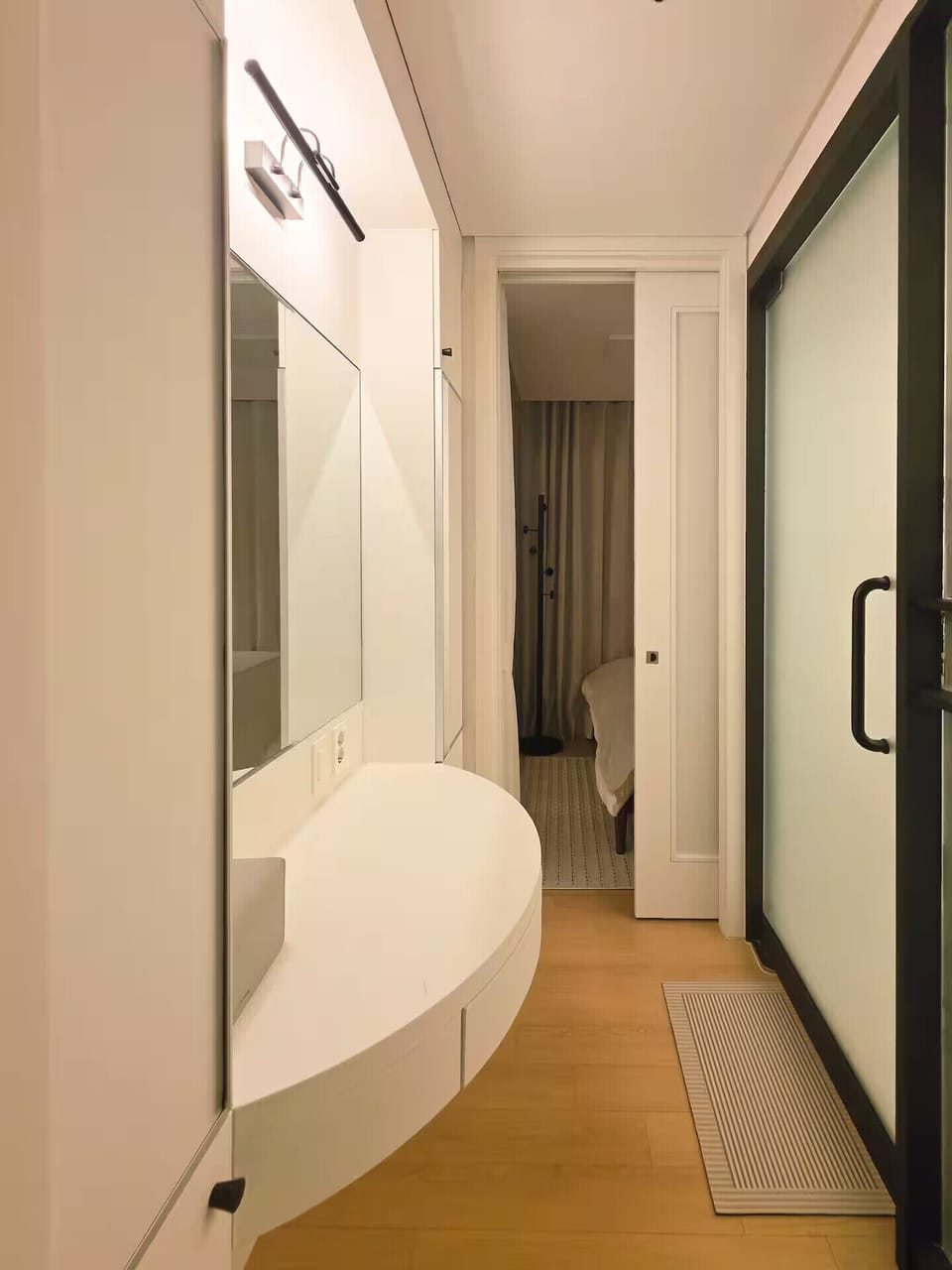 COEX Skyline Penthouse | 10 Guests | 4BR | Bathroom
