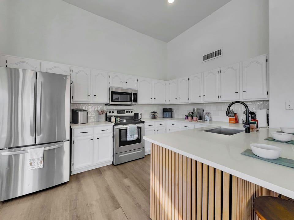 House, Multiple Beds, Pool View (Delta Mesa) | Private kitchen