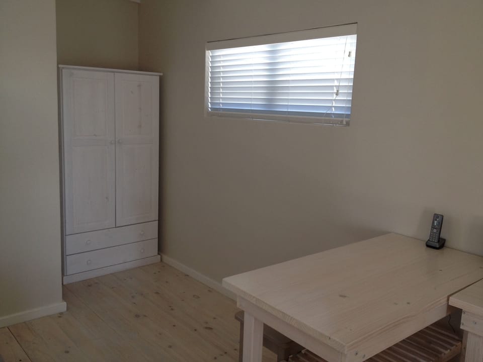 Self Catering Apartment (1st Floor) | Pillowtop beds, cribs/infant beds, free WiFi, bed sheets
