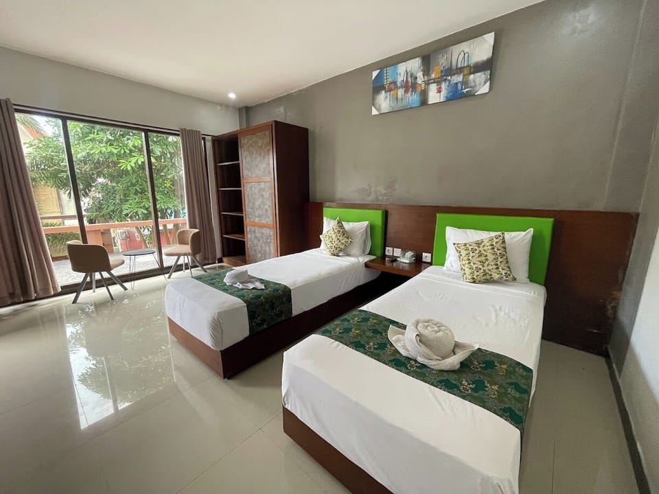 Deluxe Twin Room, Garden View | WiFi (free), bed sheets