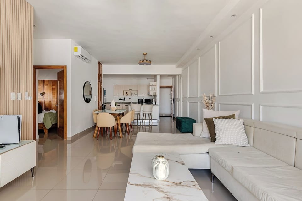 Apartment, 2 Bedrooms, Balcony | Living room