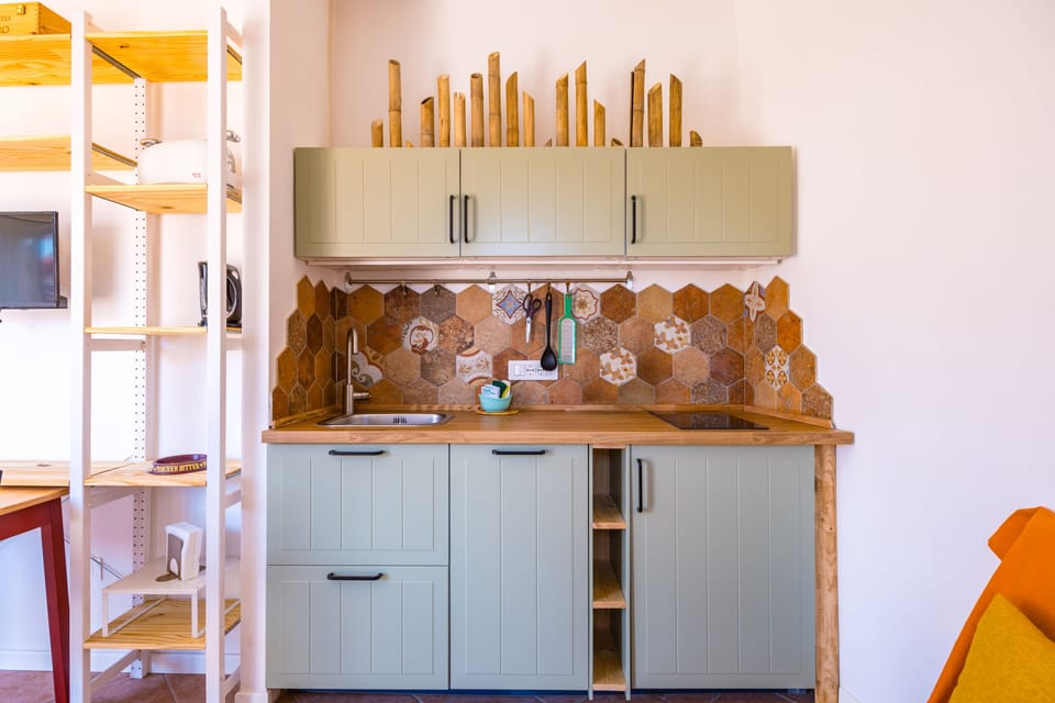 Apartment (1 Bedroom) | Private kitchen | Espresso maker, oven, stovetop, dishwasher