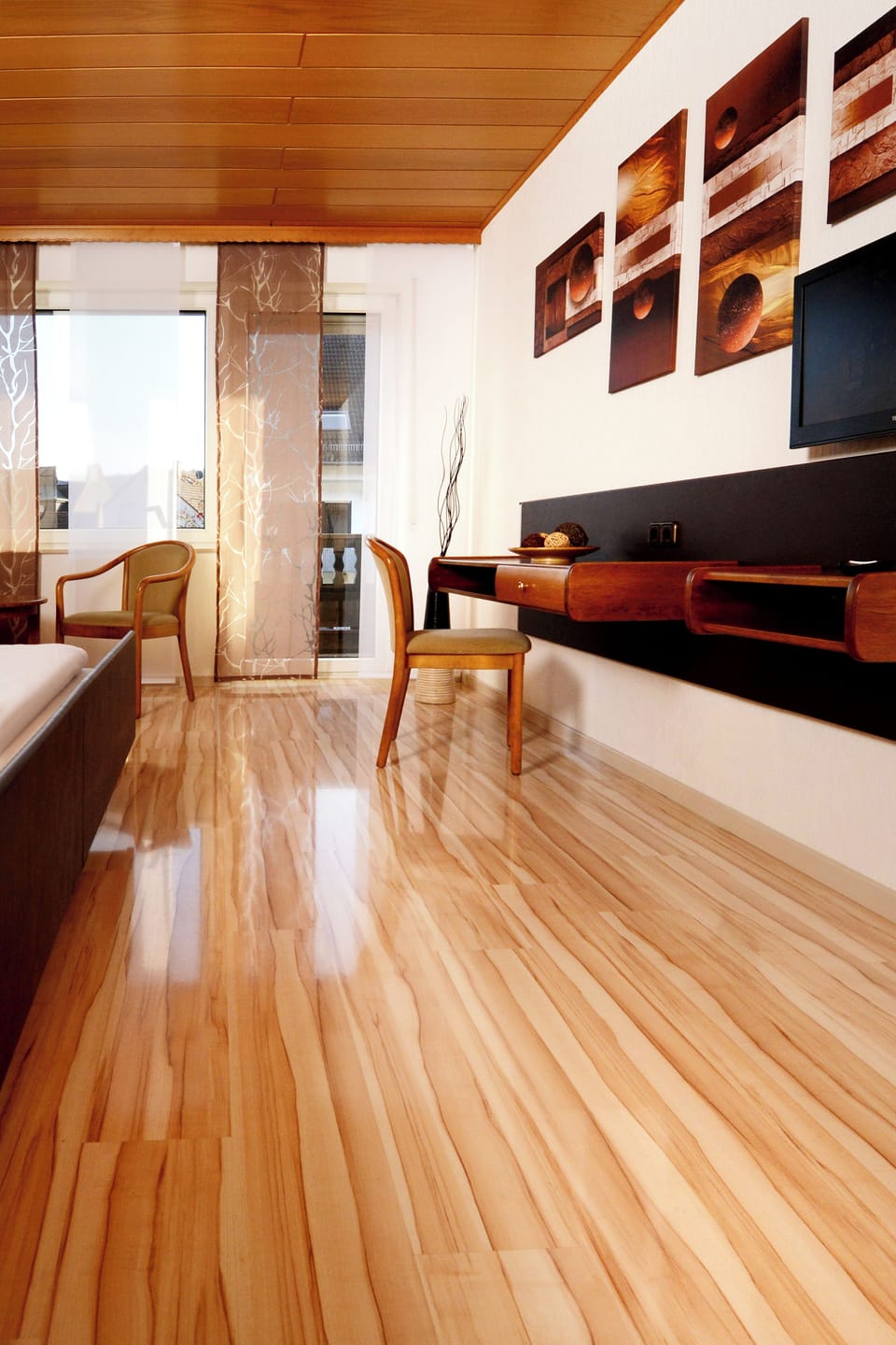 Double or Twin Room, Balcony | Laptop workspace, WiFi (free), bed sheets