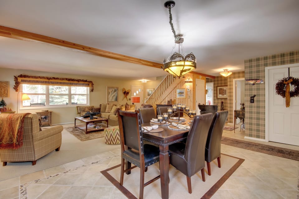 House (5 Bedrooms) | Interior