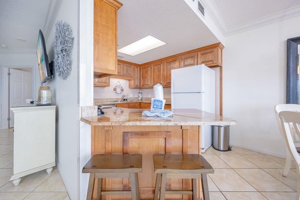 Condo, 1 Bedroom | Interior