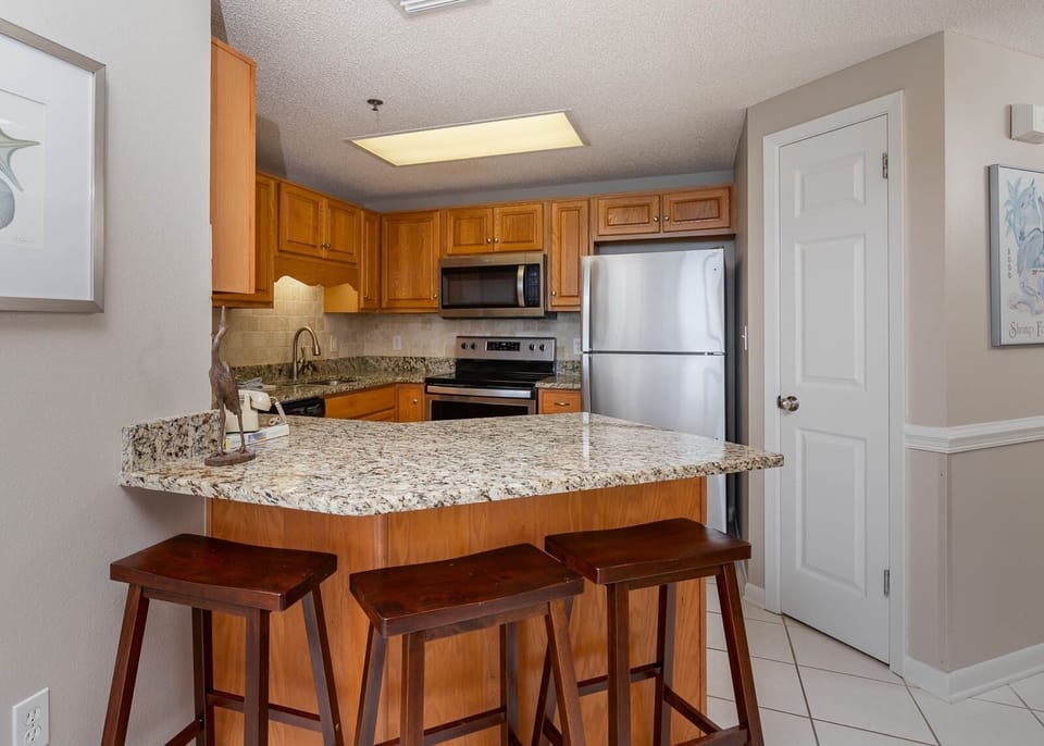 Condo, 2 Bedrooms | Private kitchen | Coffee/tea maker, fridge, oven