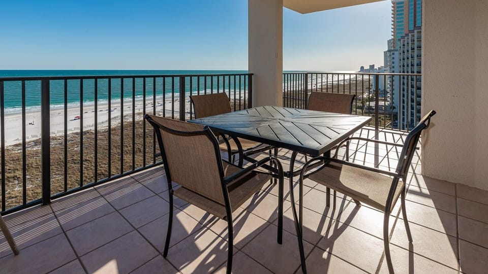 Condo, 3 Bedrooms | Outdoor dining